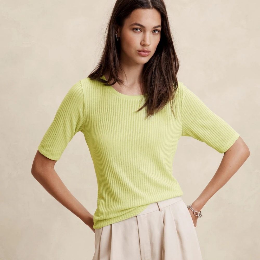 NWT Banana Republic Ribbed Top